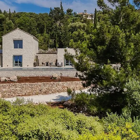 Villa Thymisis 2 *